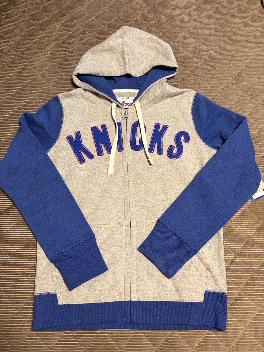 NBA Knicks Two-Tone Zip Hoodie in Gray & Blue
